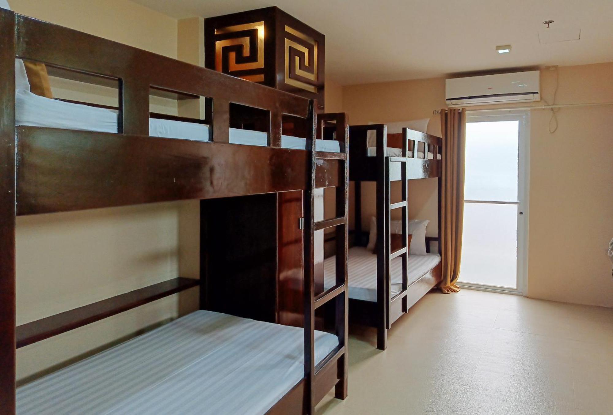 Hotel Juliana By Reddoorz ตูกิกาเราซิตี้ ภายนอก รูปภาพ