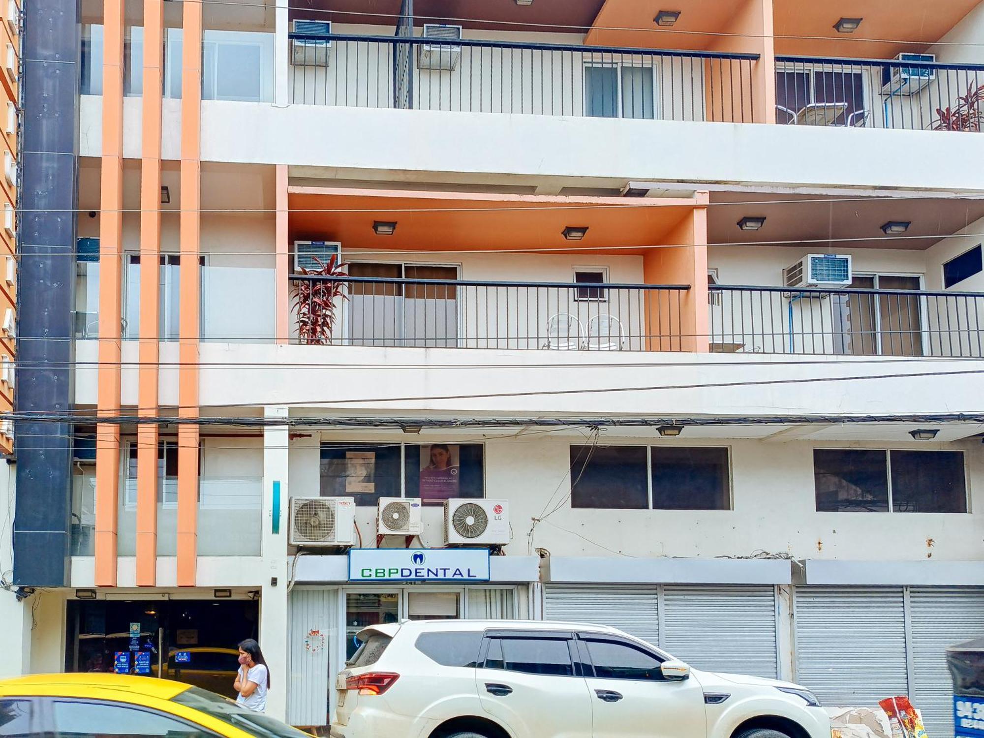 Hotel Juliana By Reddoorz ตูกิกาเราซิตี้ ภายนอก รูปภาพ