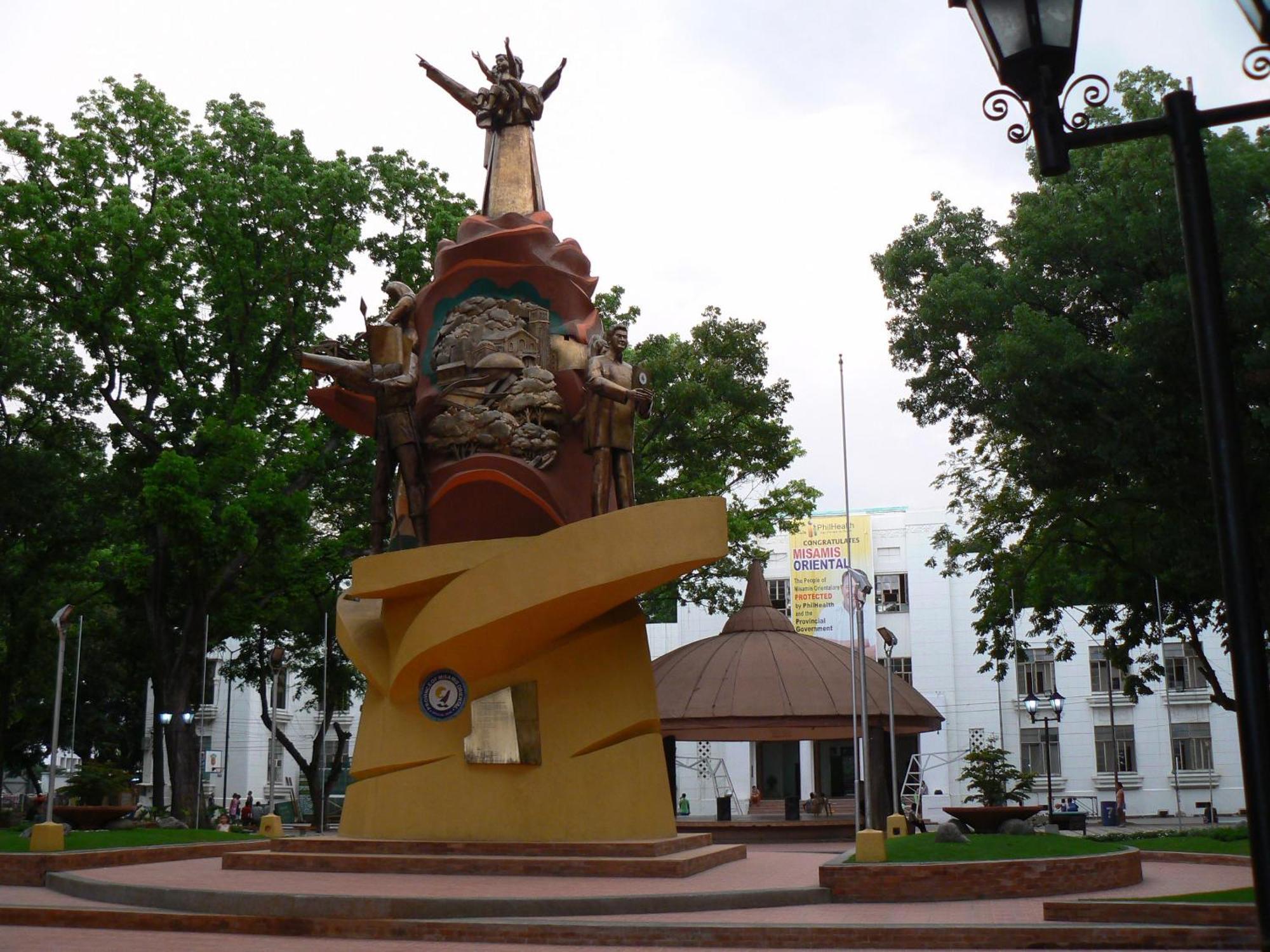 Hotel Juliana By Reddoorz ตูกิกาเราซิตี้ ภายนอก รูปภาพ